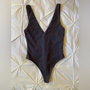 Babaton - V-Neck Bodysuit